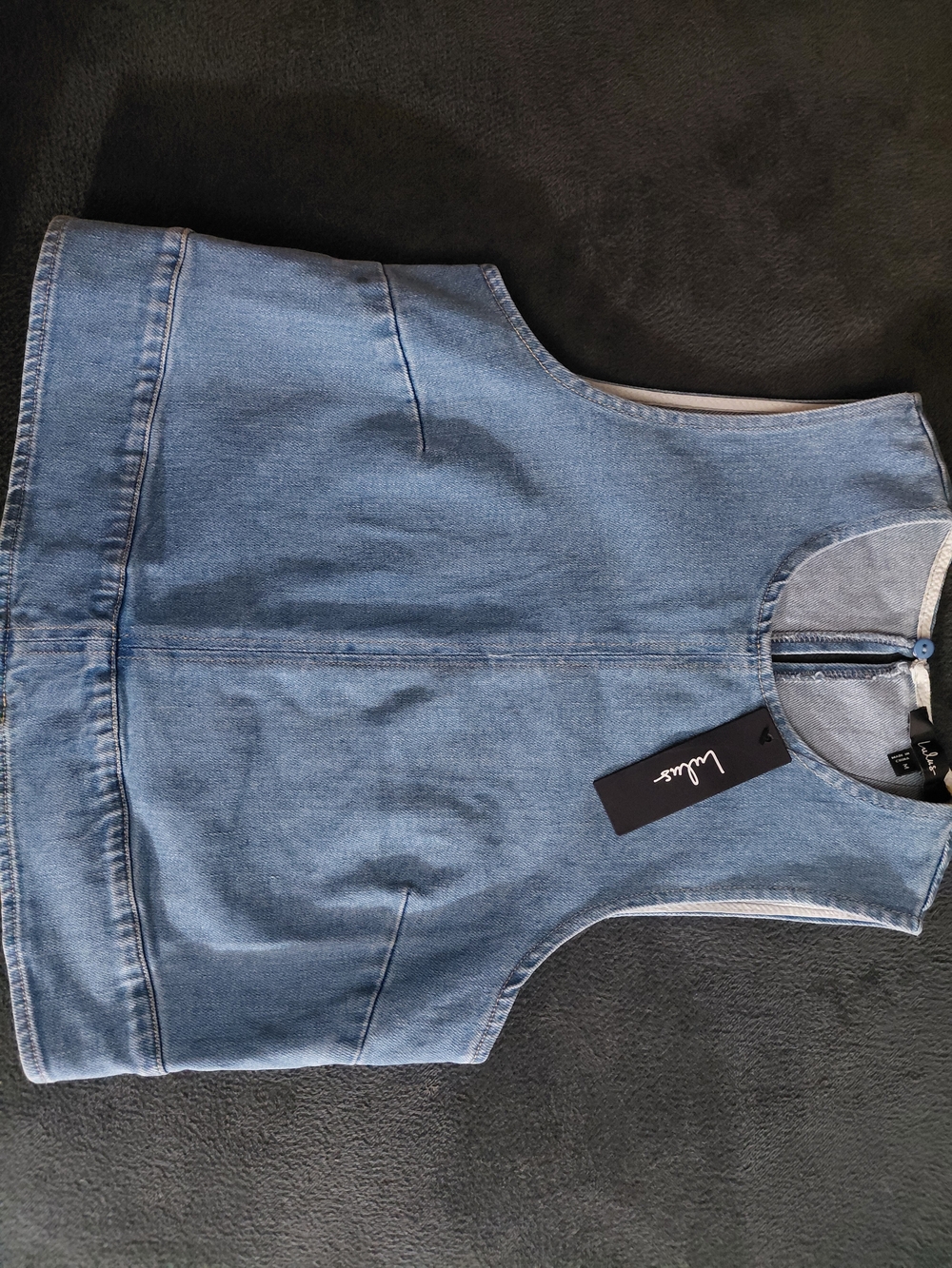 Lulus Popular Cutie Light Wash Denim Sleeveless Crop Top Denim Vest Top